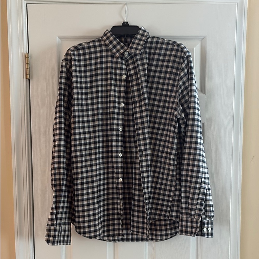 Van Hausen Men’s Button Down Long Sleeved Black White Beige Plaid Shirt